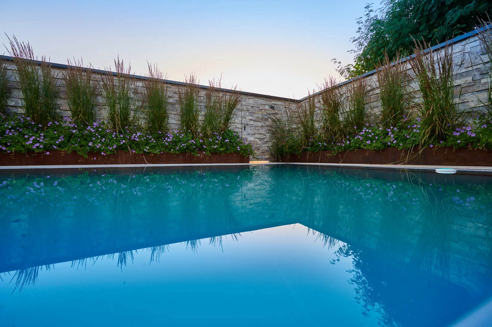 Pool im Garten – Ullrich Gärten