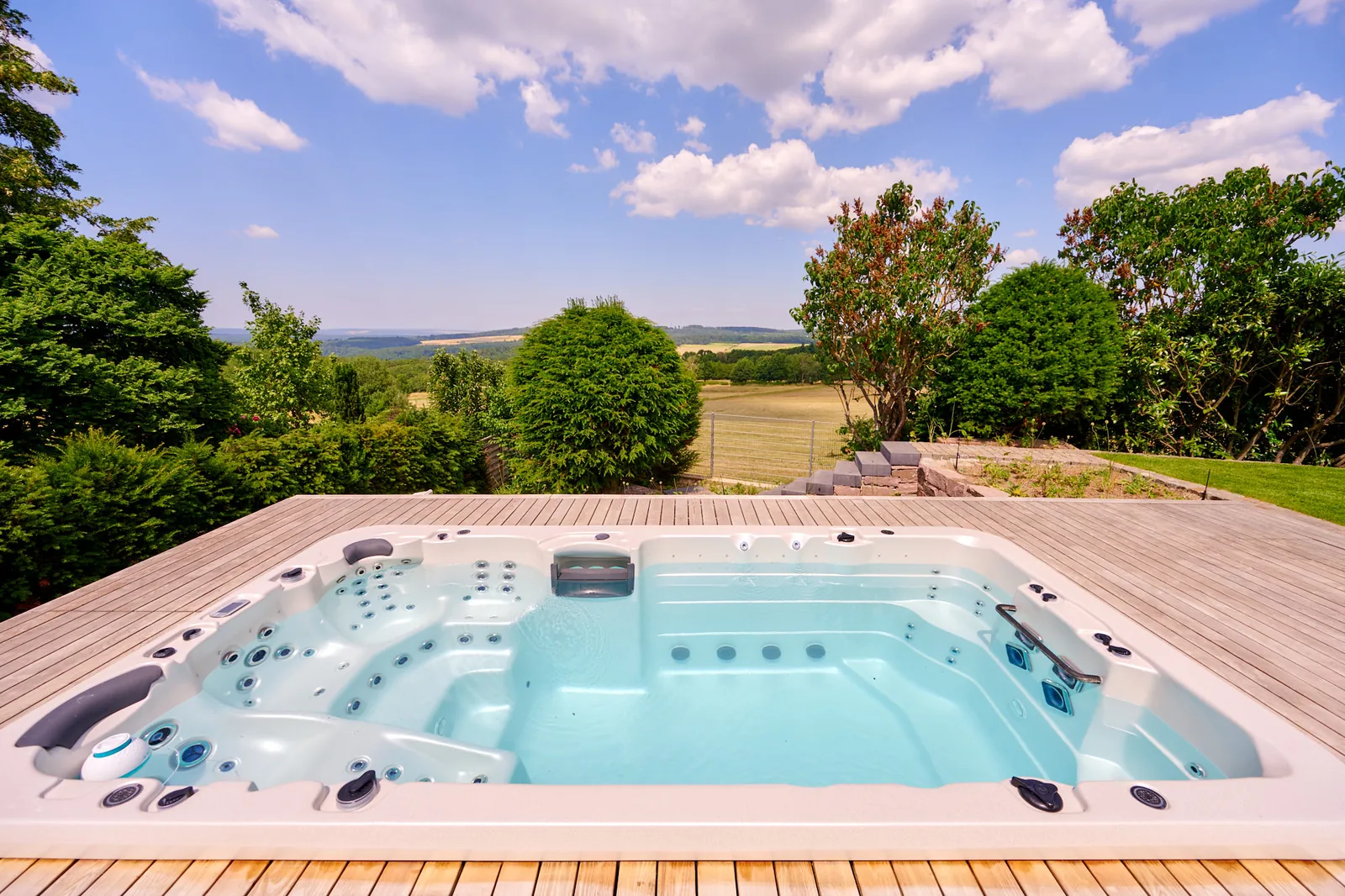 Pool im Garten – Ullrich Gärten