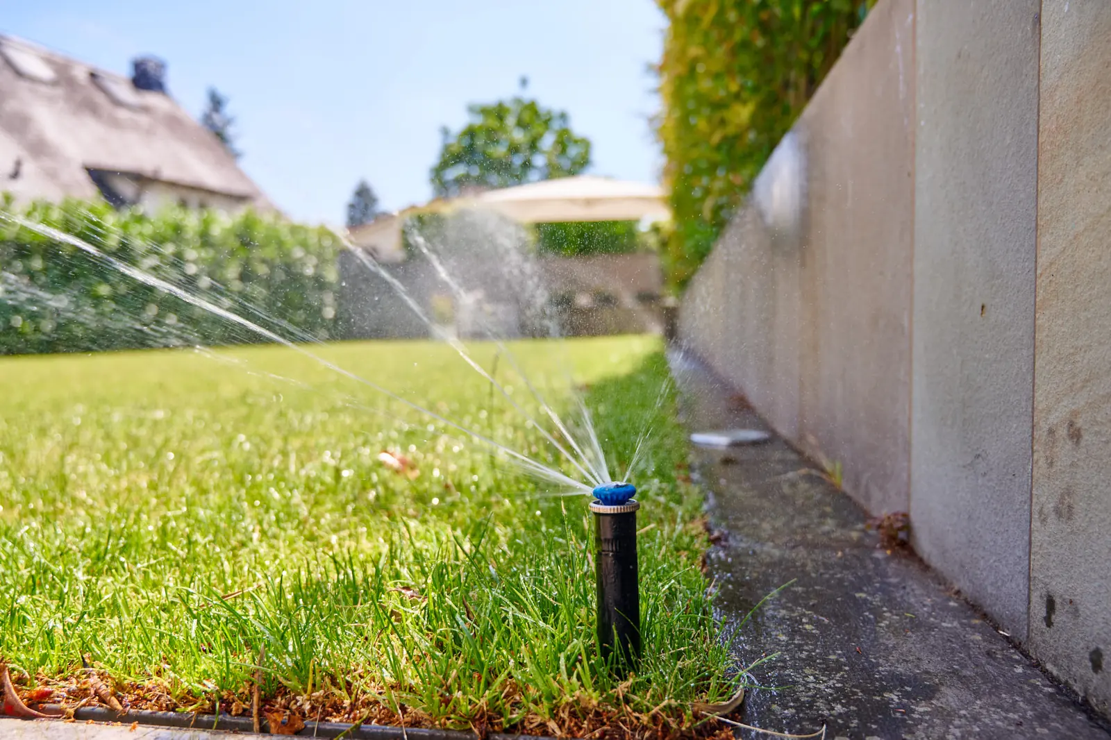 Gartenpflege, Bewässerung & Gartentechnik – Ullrich Gärten