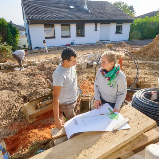 Ausführung: Abstimmung nach Bauplan auf der Baustelle
